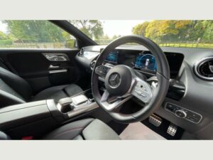 Mercedes Benz GLA 5