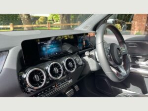 Mercedes Benz GLA 9